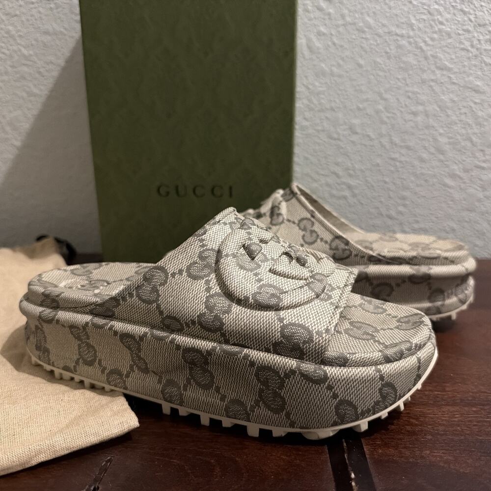 AUTHENTIC GUCCI GG OVERSIZE SLIDE SANDALS BEIGE EBONY 725539 GG 40 (USA 10)